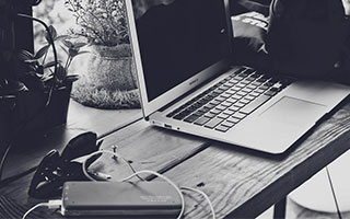 泽连斯基：普京可以来基辅，我不能前往莫斯科